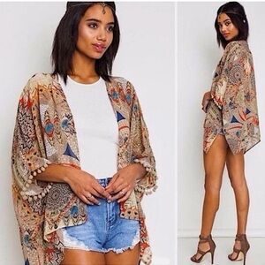Umgee Women's Tribal Boho Print Kimono Size S/M Artsy Eclectic Pompom Sleeves